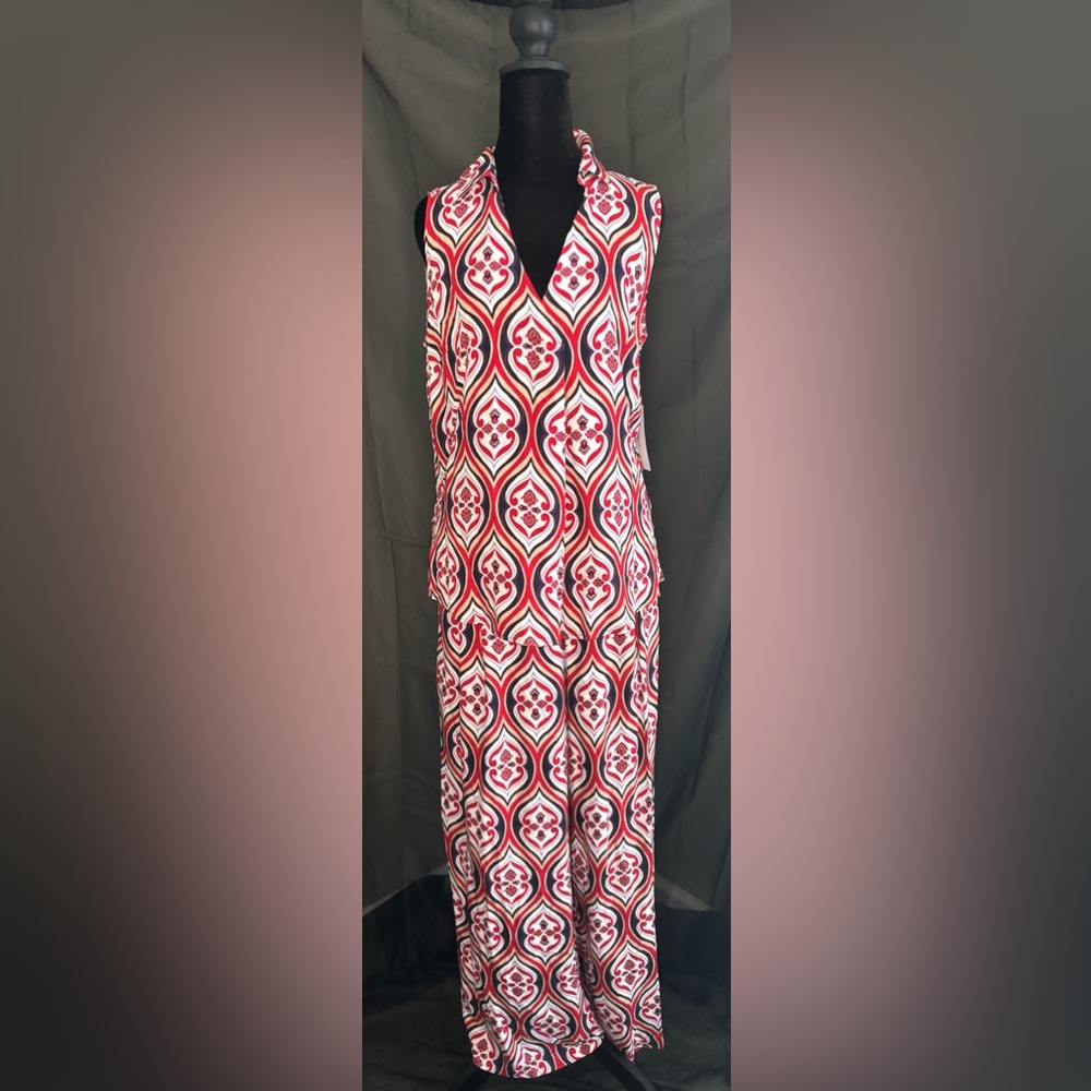 Liz Claiborne Vibrant Red and White Print Top and Pant Set